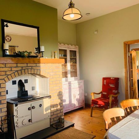 Glen Keen Farm Cottage Louisburgh Bagian luar foto