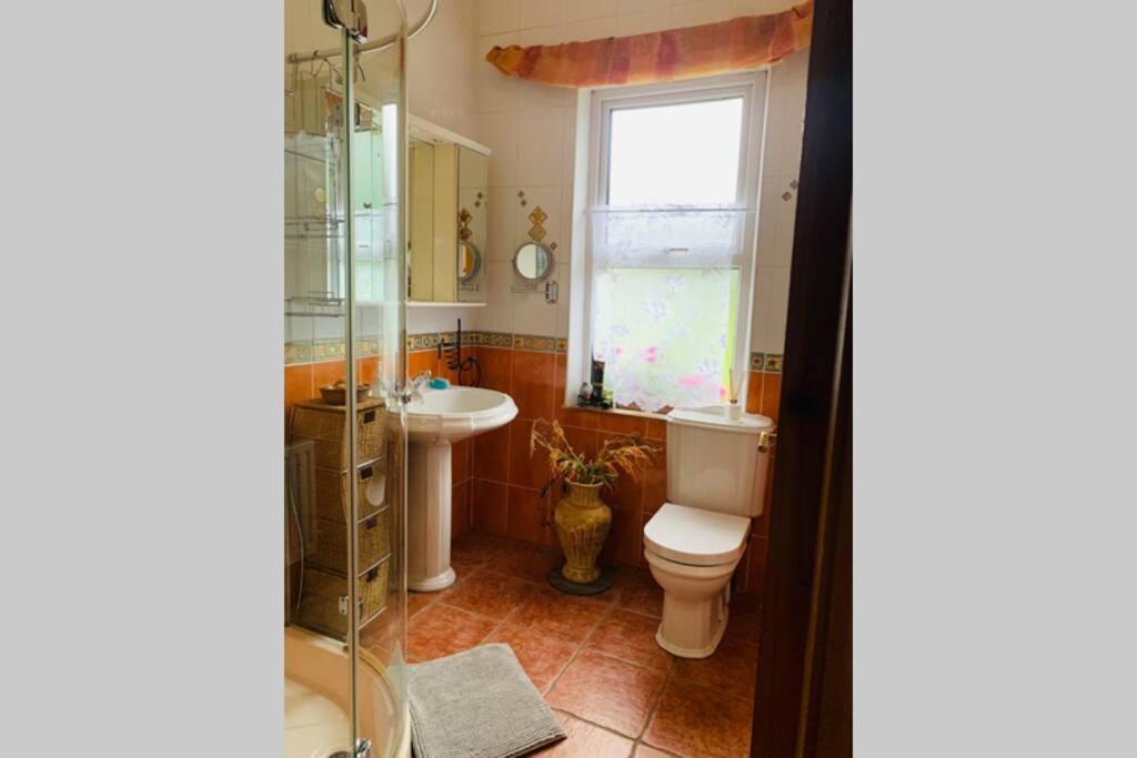 Glen Keen Farm Cottage Louisburgh Bagian luar foto
